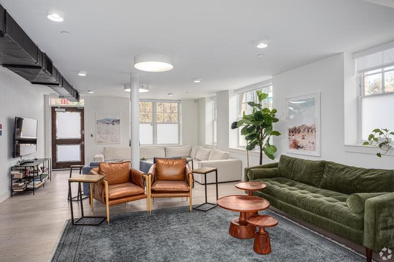 Washington House: 529 G Street Southeast