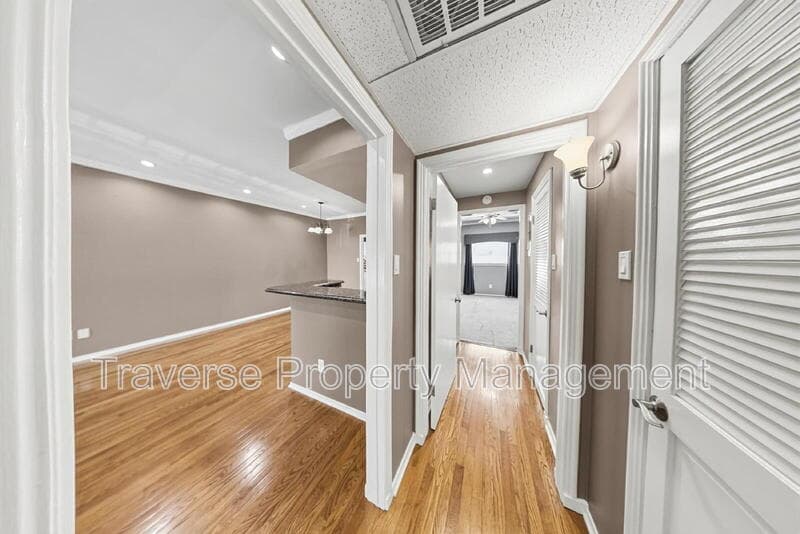 Fort Worth Condo: 4312 Bellaire Dr S
