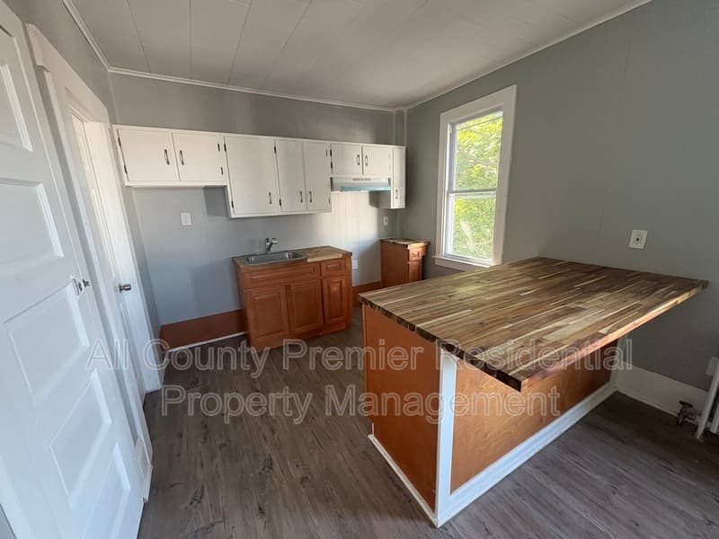 Trenton Condo: 1101 Hamilton Ave.