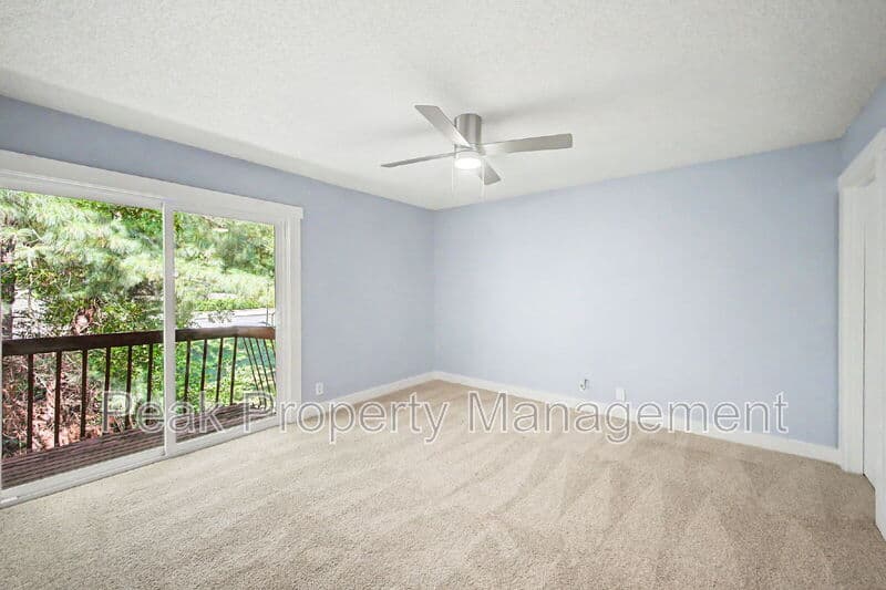 Nashville Condo: 210 Old Hickory Blvd