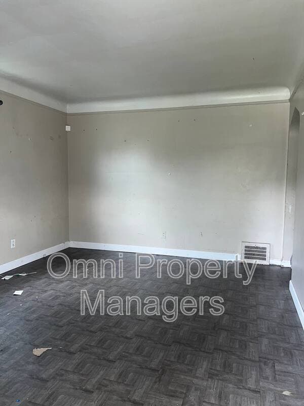 Detroit House: 20456 Meyers Rd