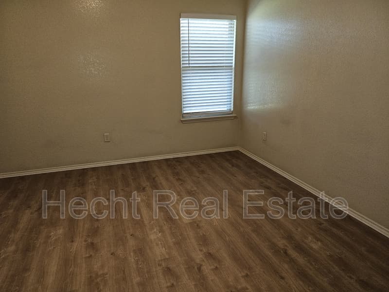 Canyon Lake Condo: 215 Kaspar Way - 1
