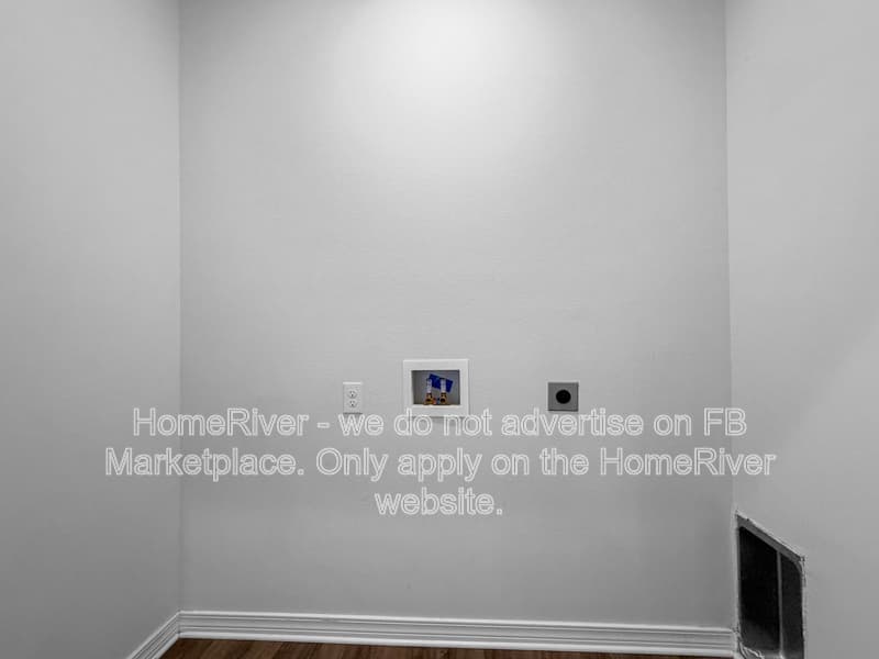 Navarre House: 1719 Sound Haven Ct