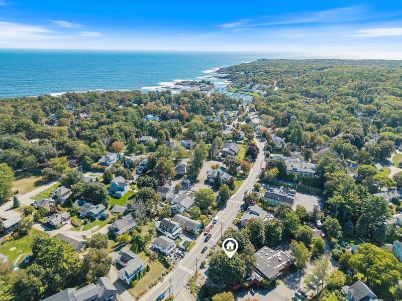 Ogunquit House: 240 Shore Road