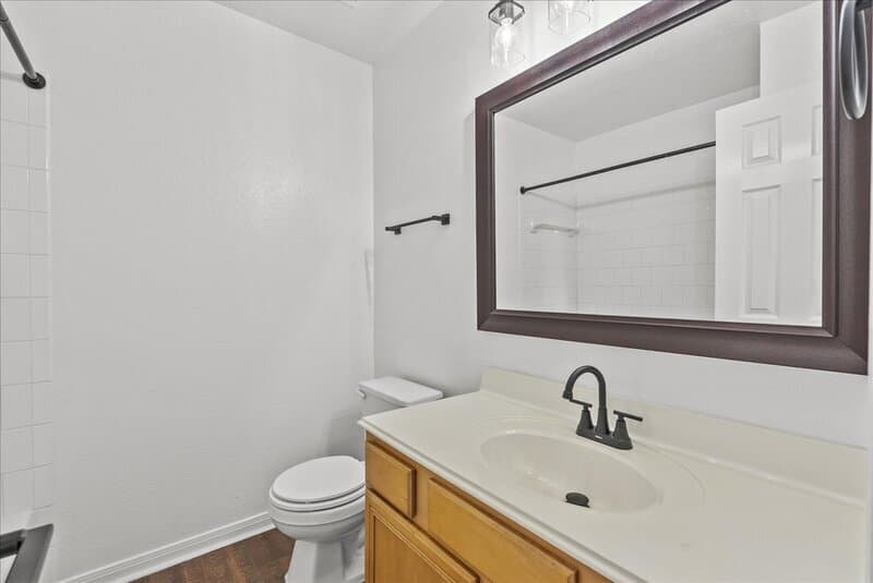 Dickinson Condo: 5139 Caicos Calle