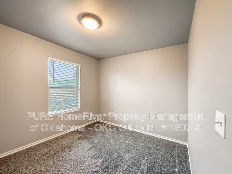 Edmond House: 428 Belmont Cir