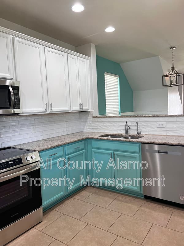 Selma House: 419 Harvest Point