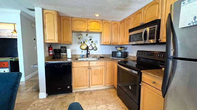 Daytona Beach Condo: 506 University Blvd