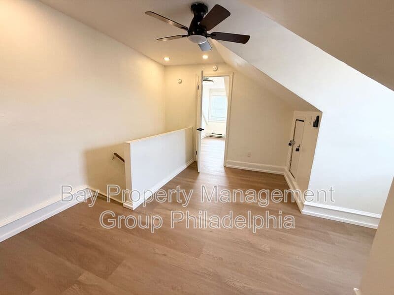 East Lansdowne Condo: 171 Lewis Ave