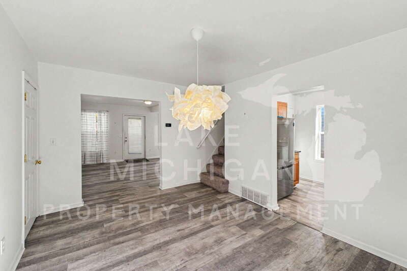 Grand Rapids House: 342 Page St NE