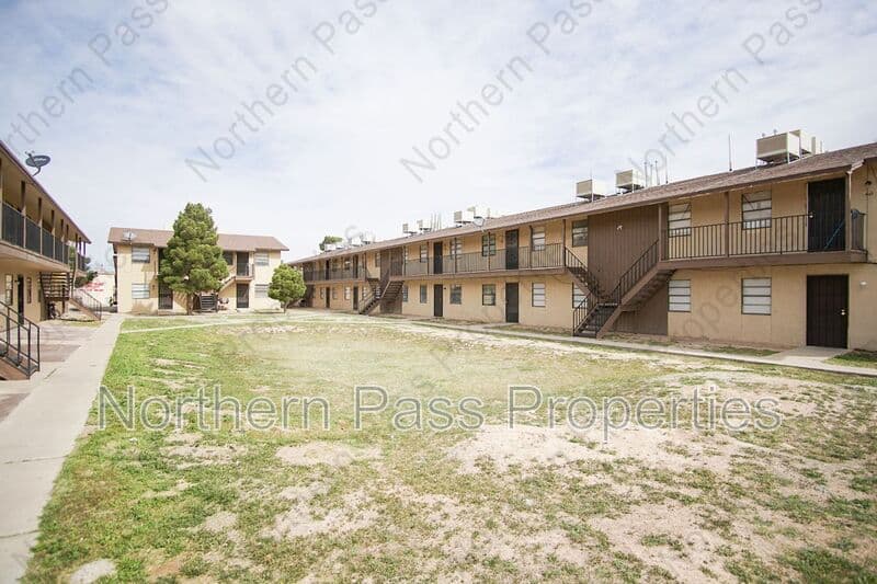 El Paso Condo: 4700 Maxwell Ave
