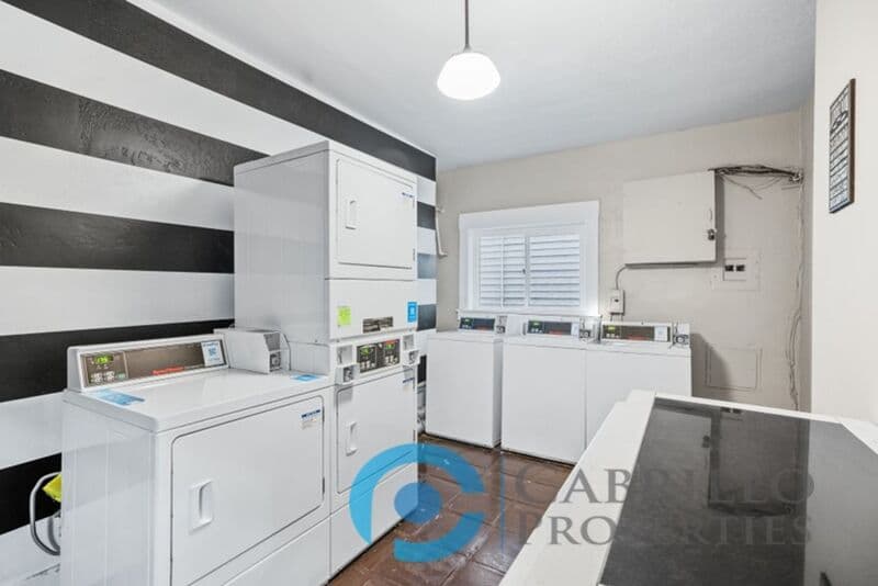 San Diego Condo: 2265 4th Avenue