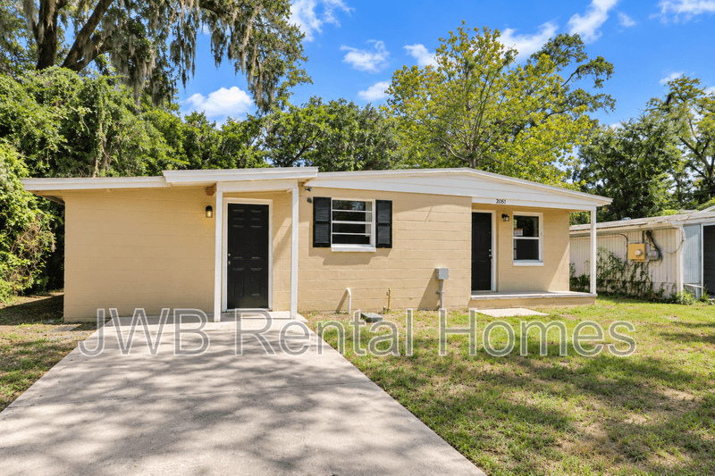 Jacksonville House: 9061 10th Ave