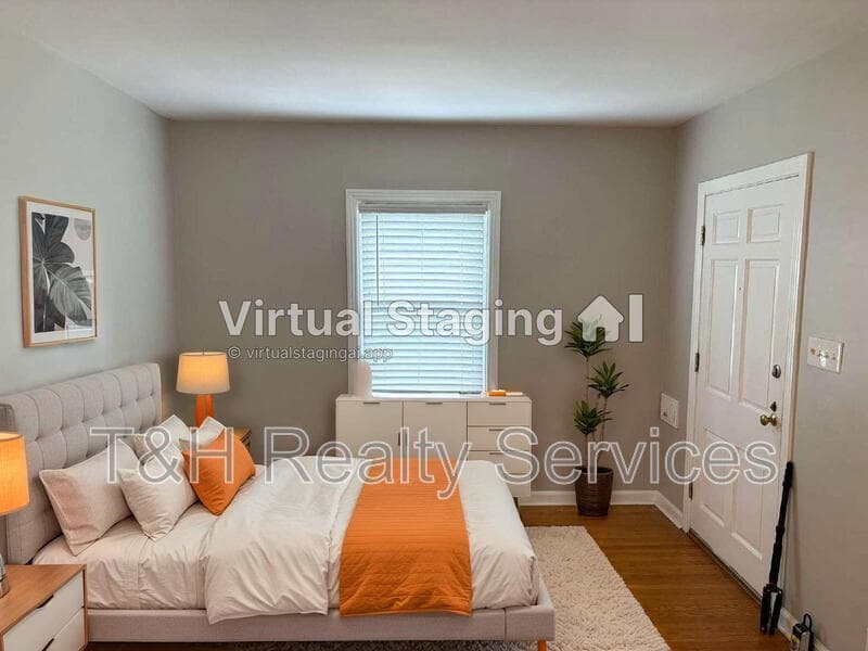 Indianapolis Condo: 5302 East Saint Joseph Street