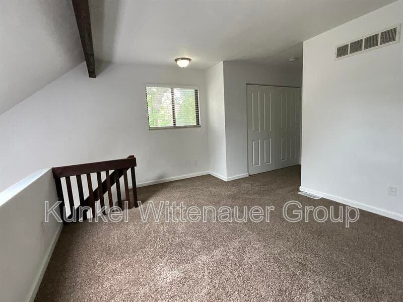 O'Fallon Condo: 435-5 Ponderosa Ave