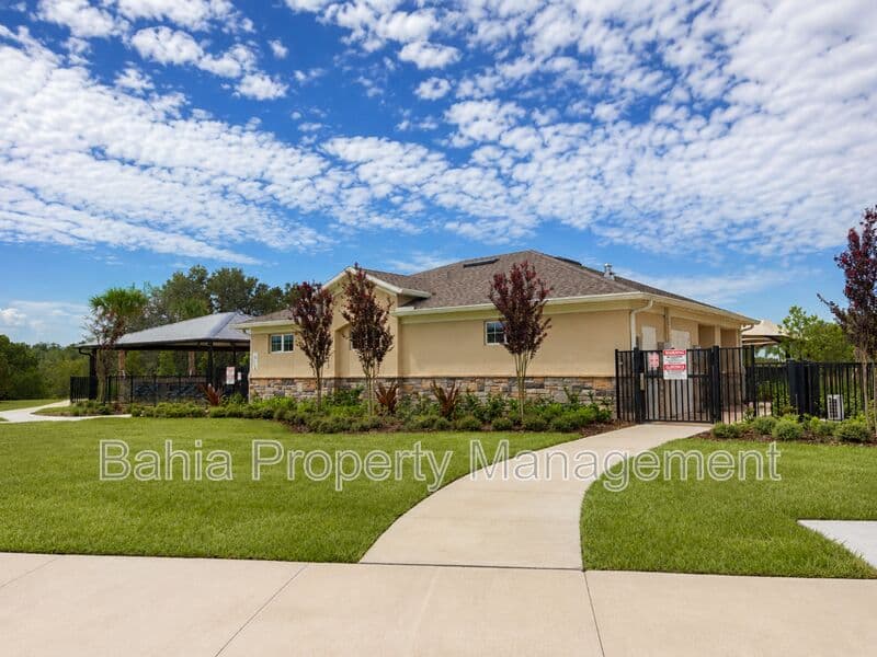 Haines City House: 869 Ambleside Dr