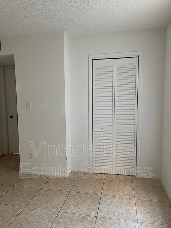 St Petersburg Condo: 1303 83rd Ave N