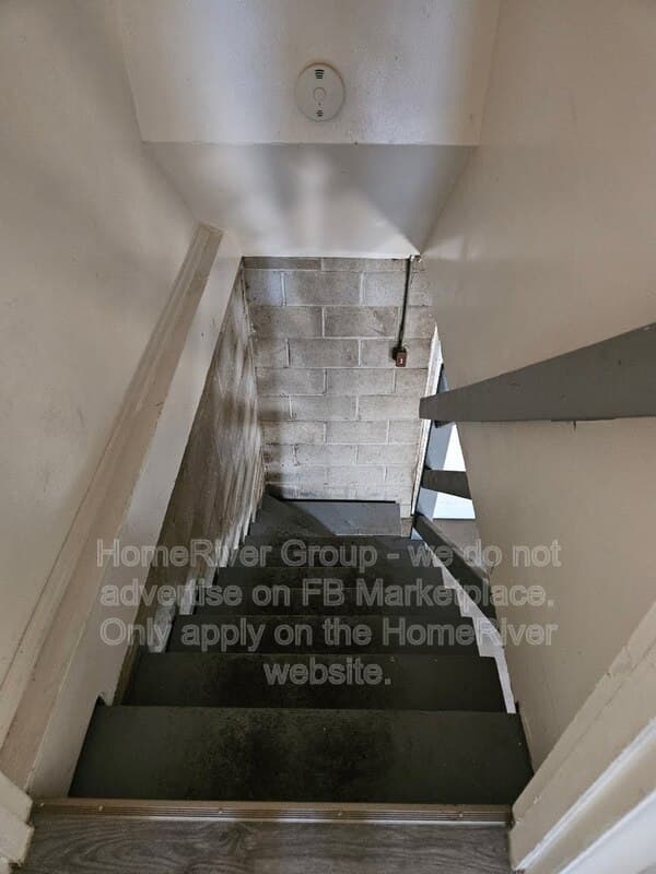 Saint Louis House: 10116 Cloverdale Dr