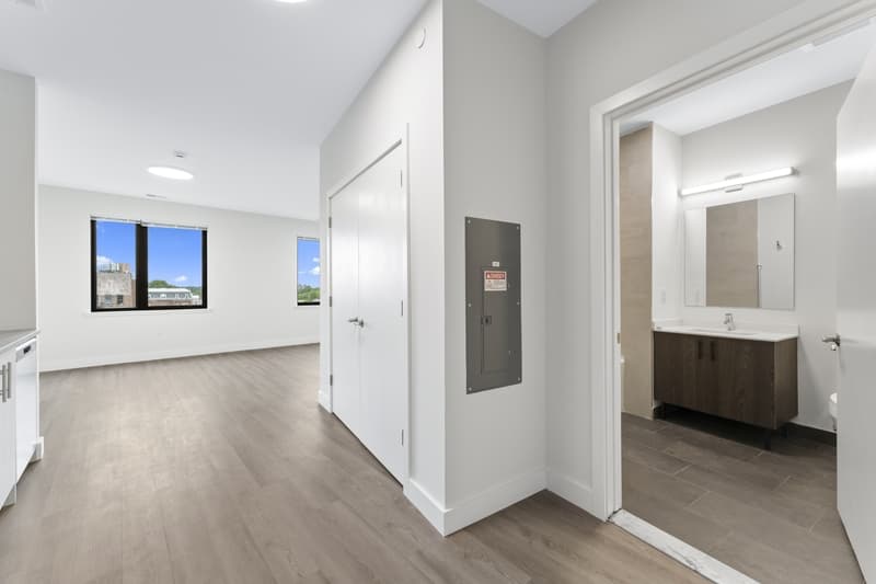 City of Orange Condo: 49 S Day St - 203