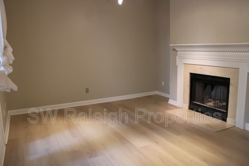 Raleigh Condo: 252 East Davie Street - 1