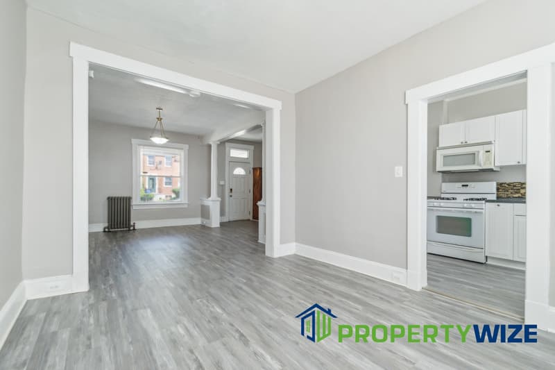 Baltimore Townhome: 3343 Avondale Avenue
