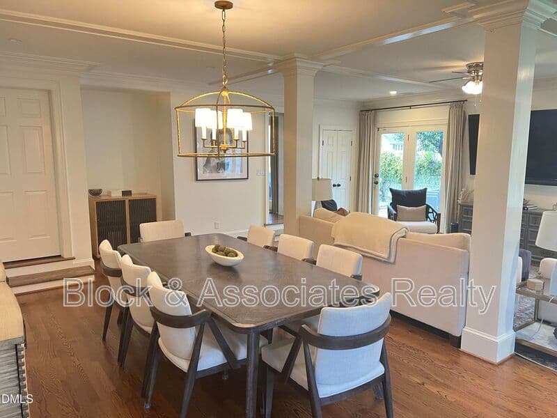 Raleigh House: 2200 Misskelly Dr