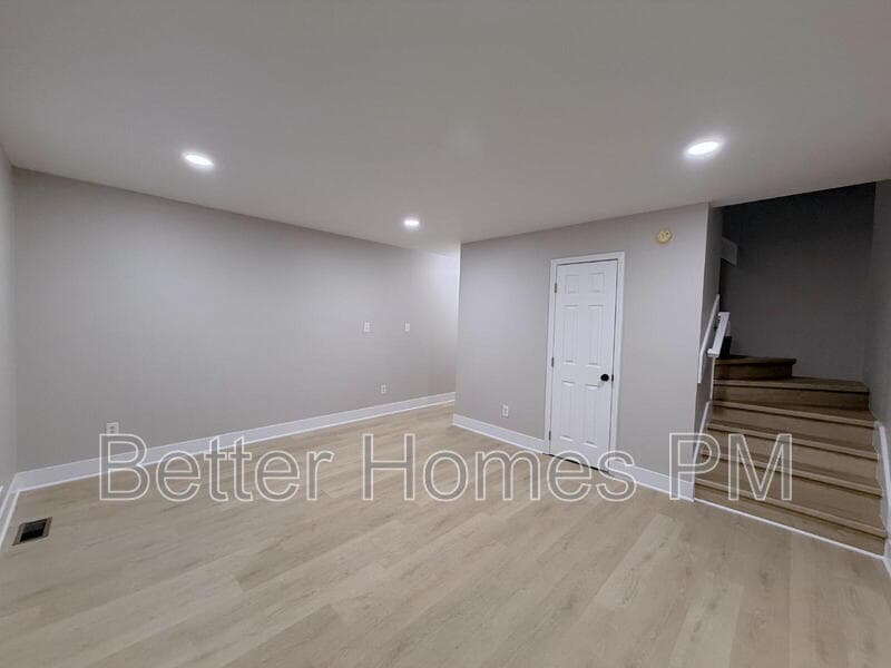 Garner Condo: 104 Stowe Place