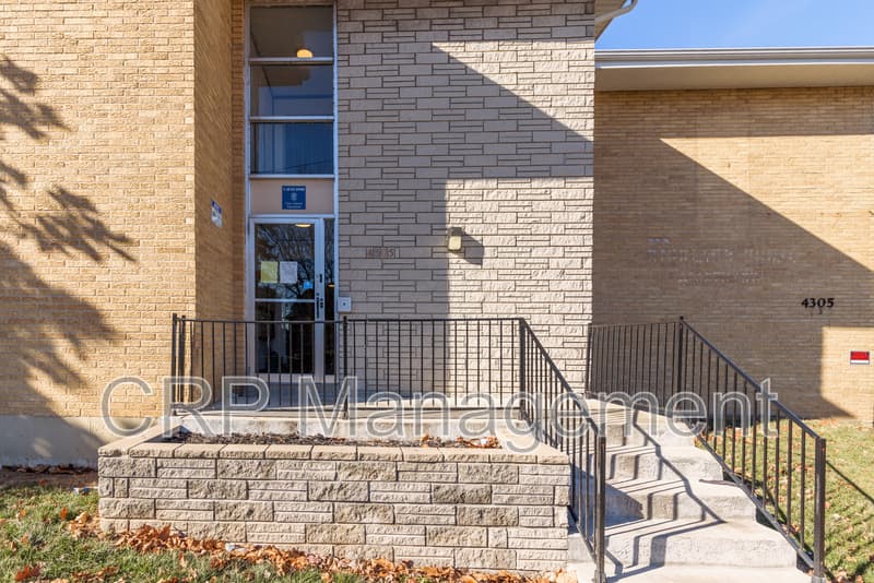 St Louis Apartment: 4305 Virginia Ave