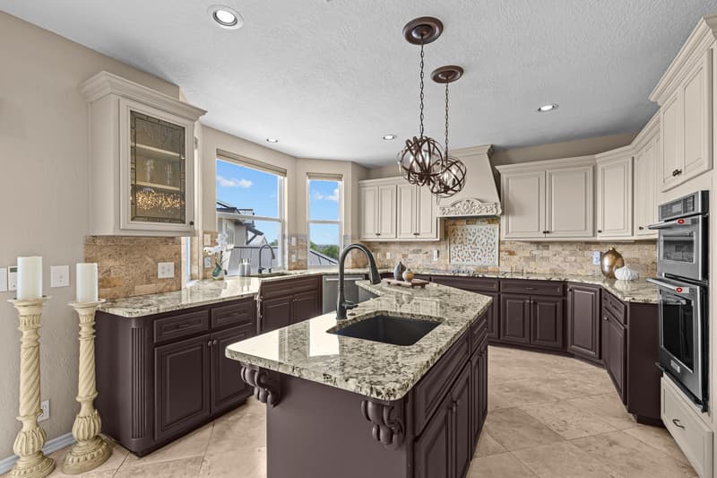 Horseshoe Bay House: 112 Big Sky
