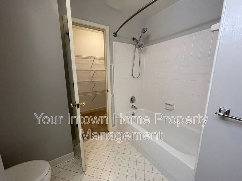 Atlanta Townhome: 2234 Bohler Road NW