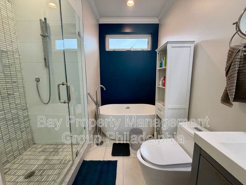 Philadelphia House: 1546 S Lambert St