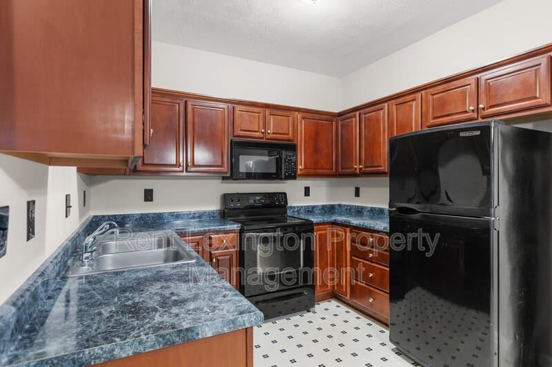 Lexington House: 1625 Nicholasville Road Unit 601