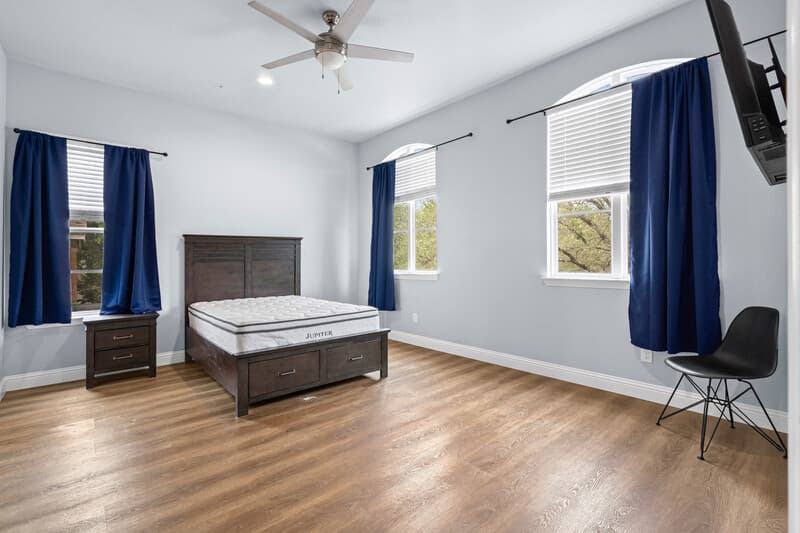 Fort Worth Condo: 3320 South University Drive