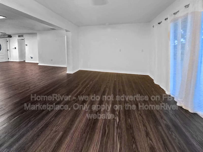 Nokomis House: 420 Signorelli Dr