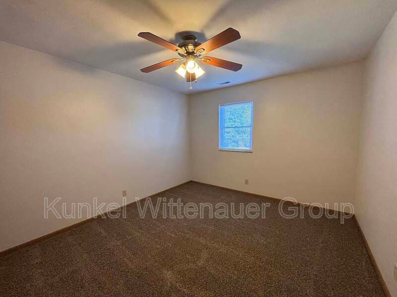 Swansea Condo: 1807-3 Jamestown Road