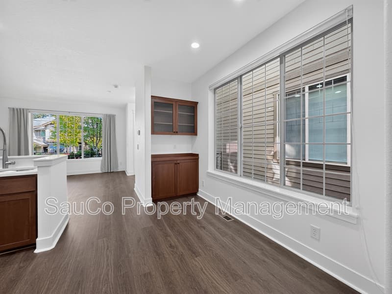 Beaverton Townhome: 11971 Southwest Horizon Boulevard