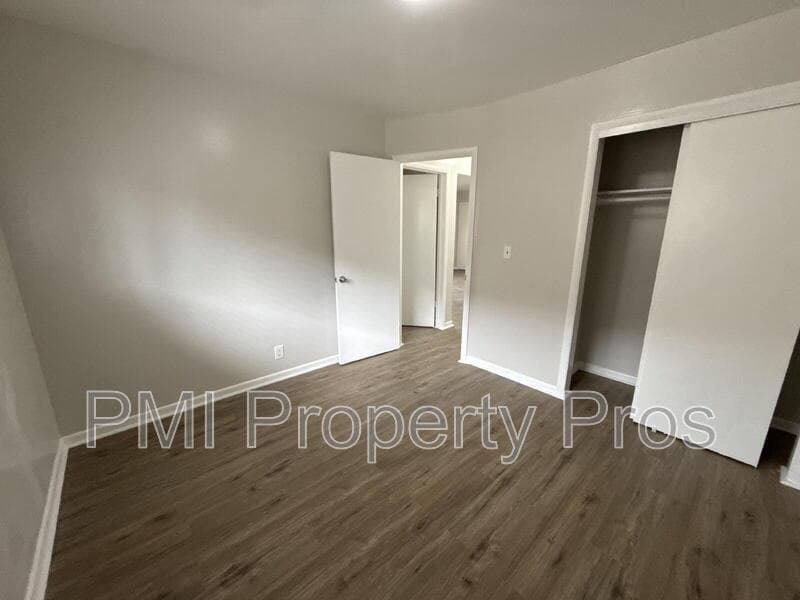 Milwaukee Condo: 7701 West Hampton Avenue