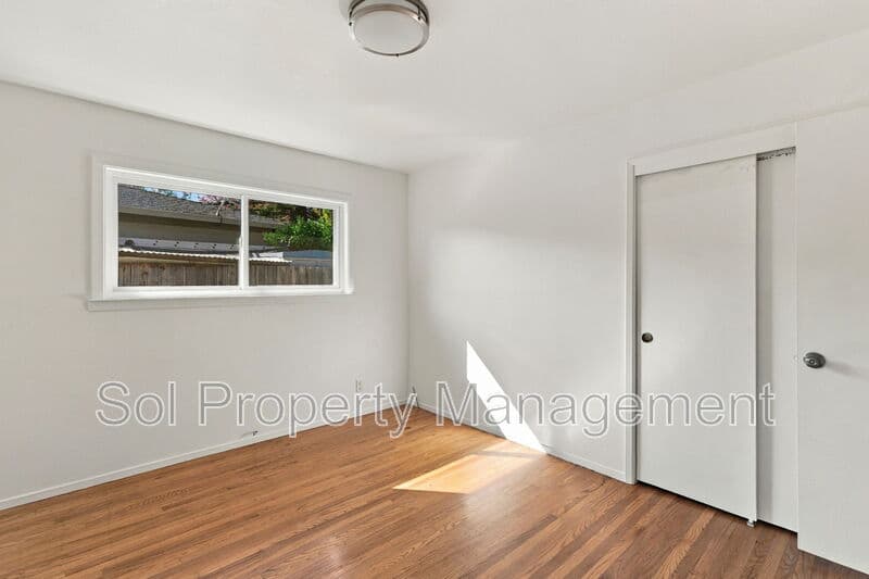 San Rafael House: 600 Tarragon Drive