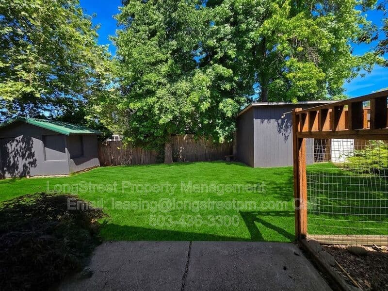 Philomath House: 2711 Newton St