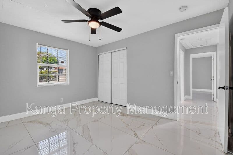 West Palm Beach Condo: 812 13th St