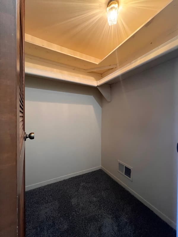 Southfield House: 26716 Summerdale - 1