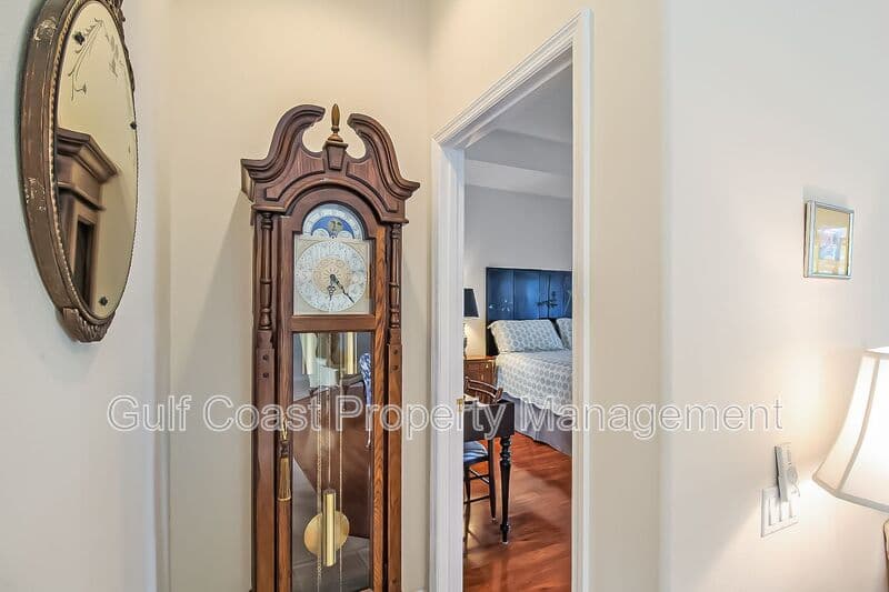 Nokomis House: 2107 Calusa Lakes Blvd