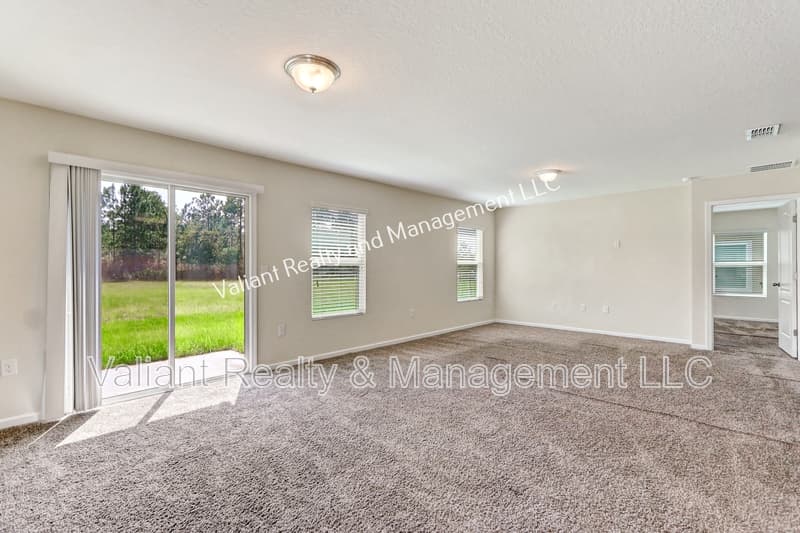 Jacksonville House: 2114 Tyson Lake Drive
