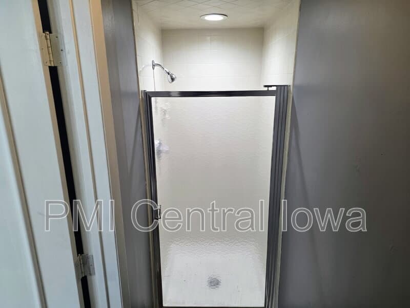 West Des Moines Condo: 1100 50th Street
