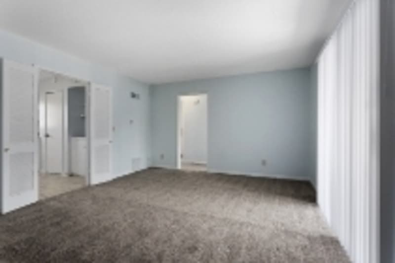 Kansas City Condo: 8704 Wornall Rd - D