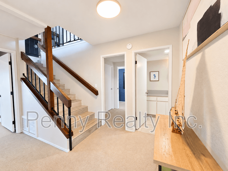 Escondido House: 9603 Indian Creek Way
