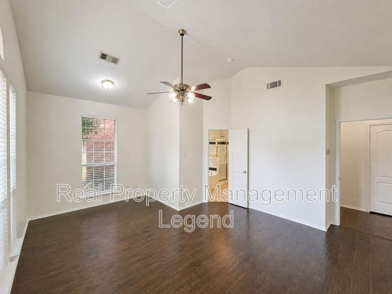 Frisco House: 9518 Prestmont Place