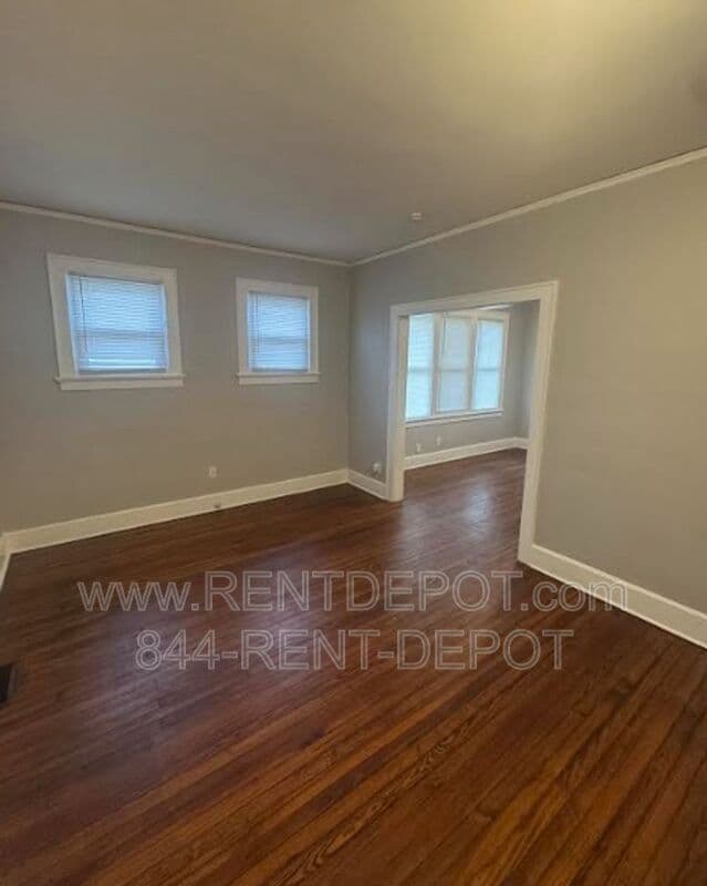 Evansville House: 501 Maxwell Ave