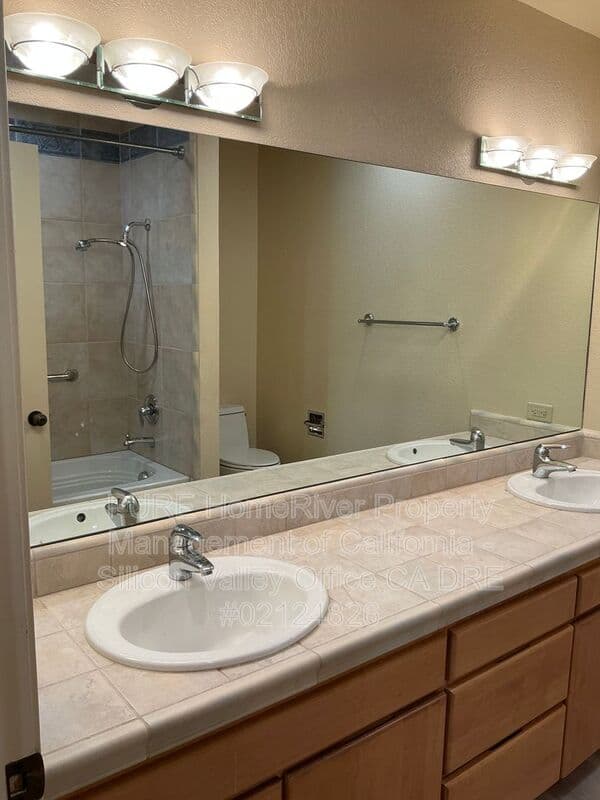 Cupertino House: 10180 Byerly Ct
