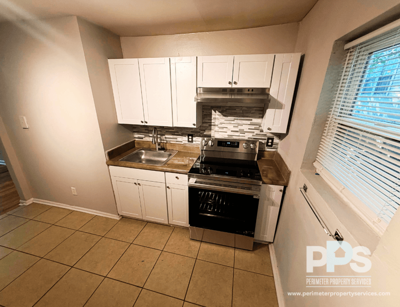 Atlanta House: 658 John Wesley Dobbs Ave